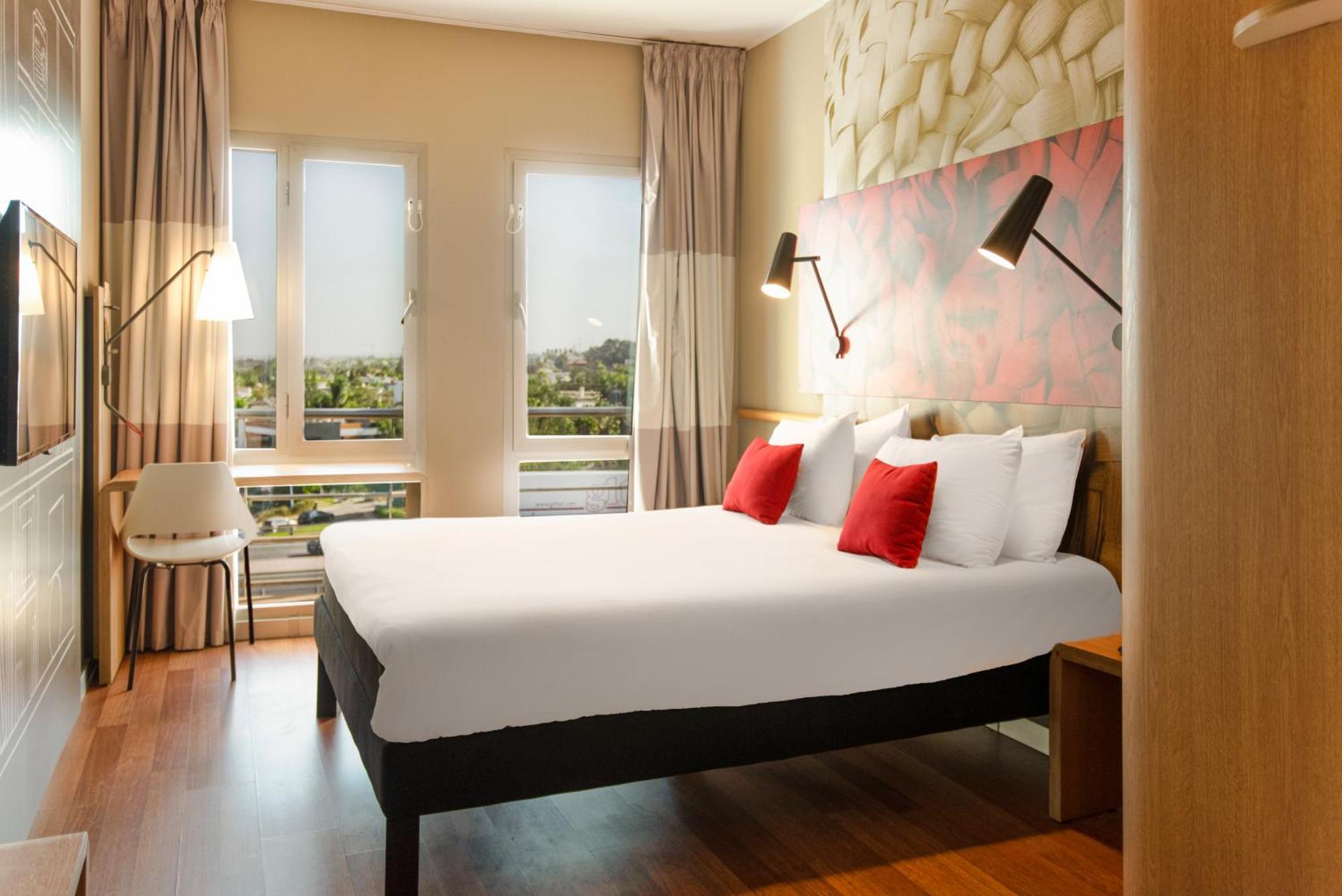 Ibis Casablanca Sidi Maarouf Hotel ภายนอก รูปภาพ